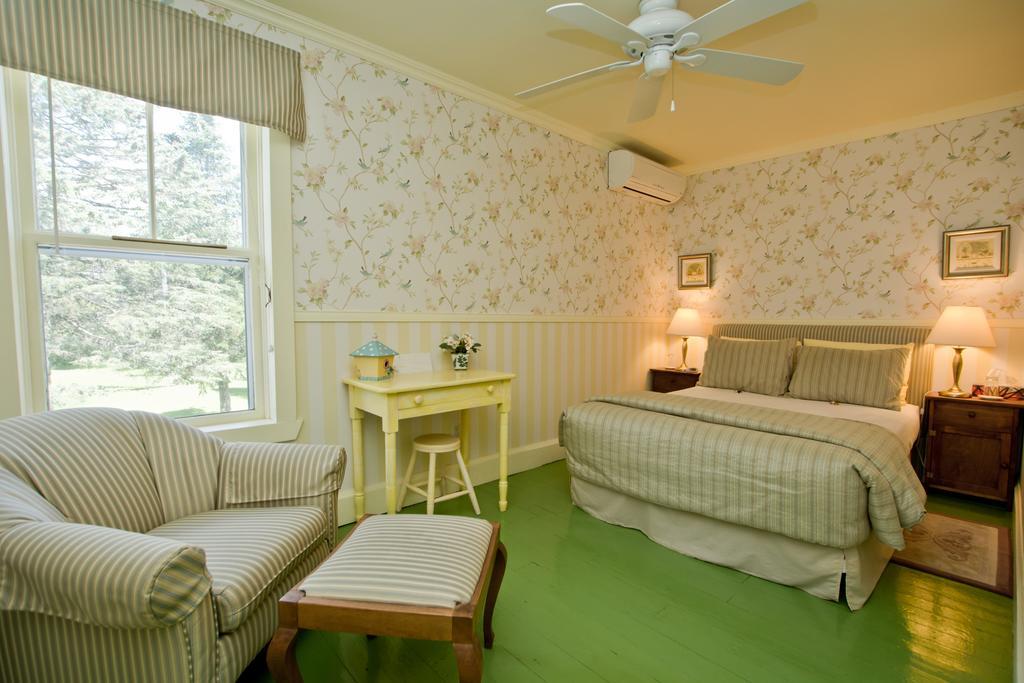Auberge La Raveaudiere North Hatley Rum bild
